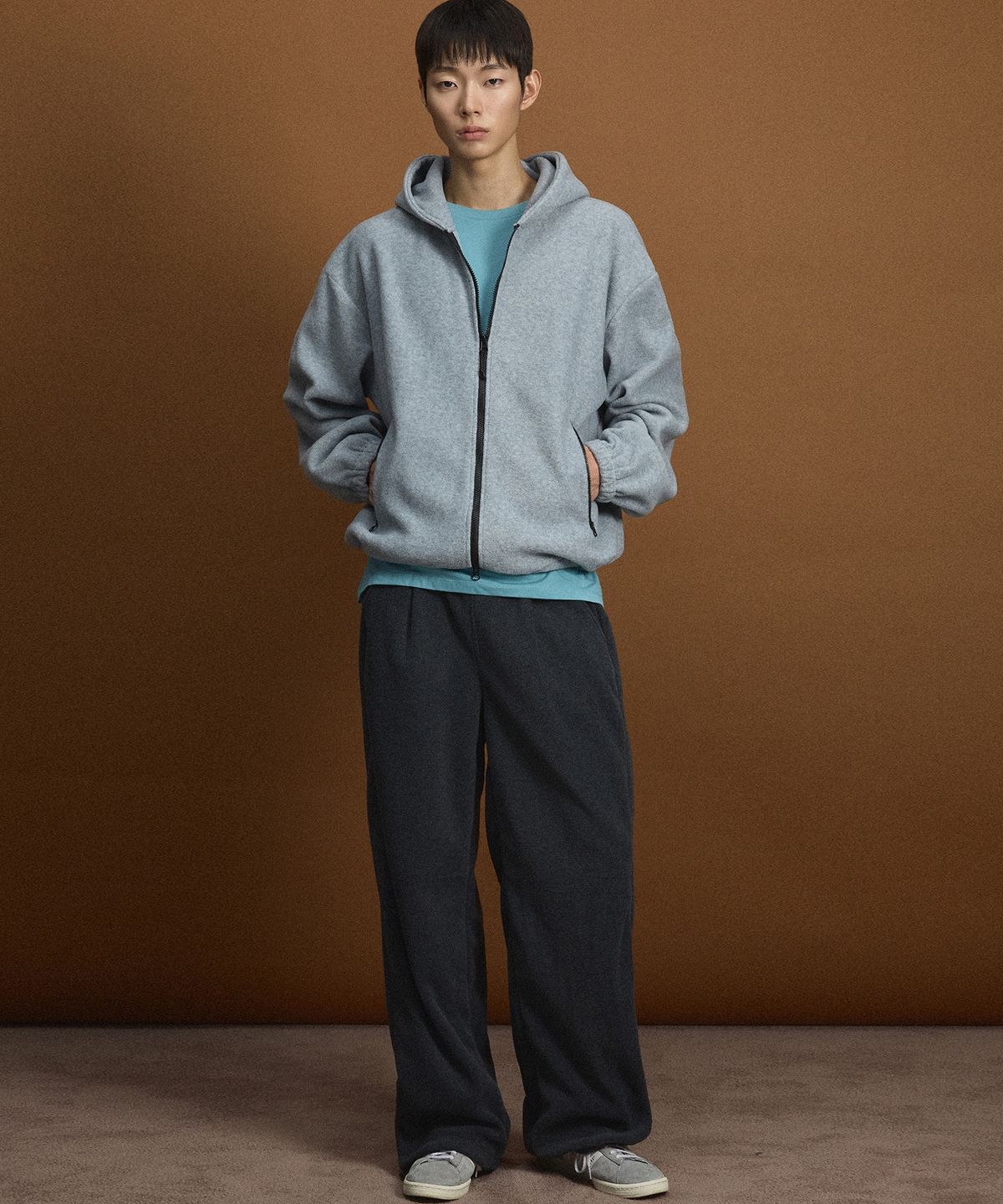 티엔지티(TNGT) Fleece Wide-Leg Pants (Dark Grey) TNPA6F112CG