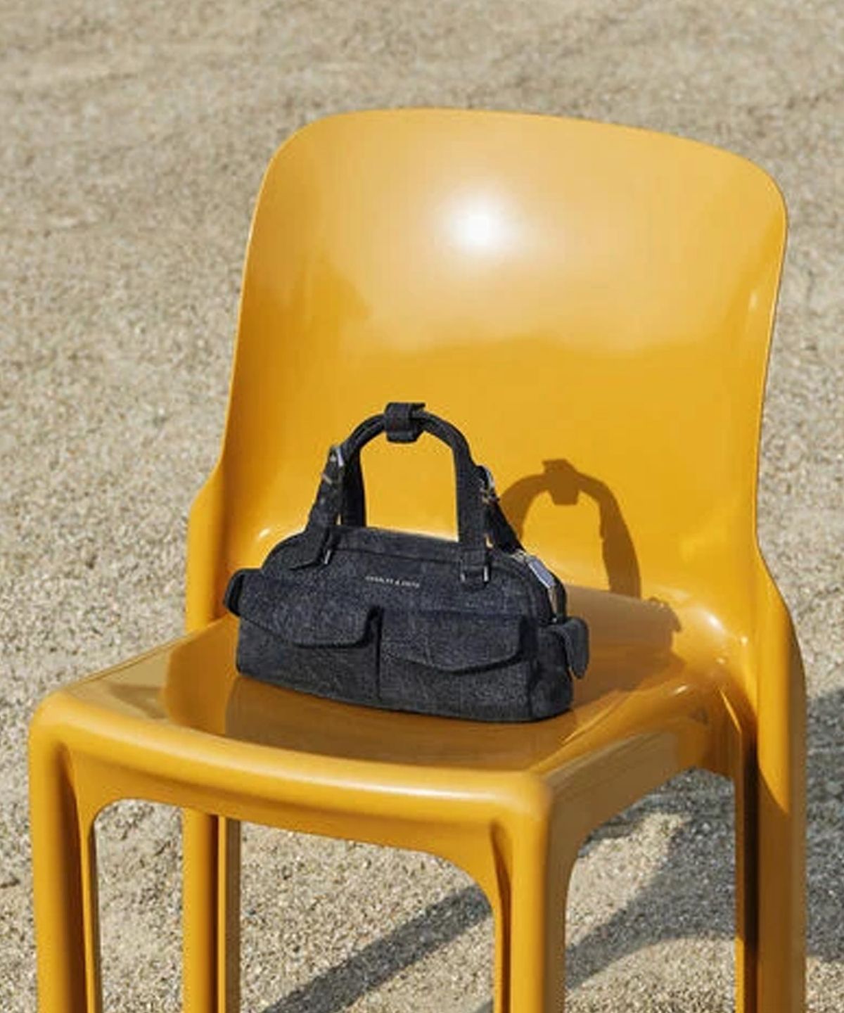 찰스앤키스(CHARLES & KEITH) 레이첼 데님 멀티 포켓 볼링백 CK2-30160259-A