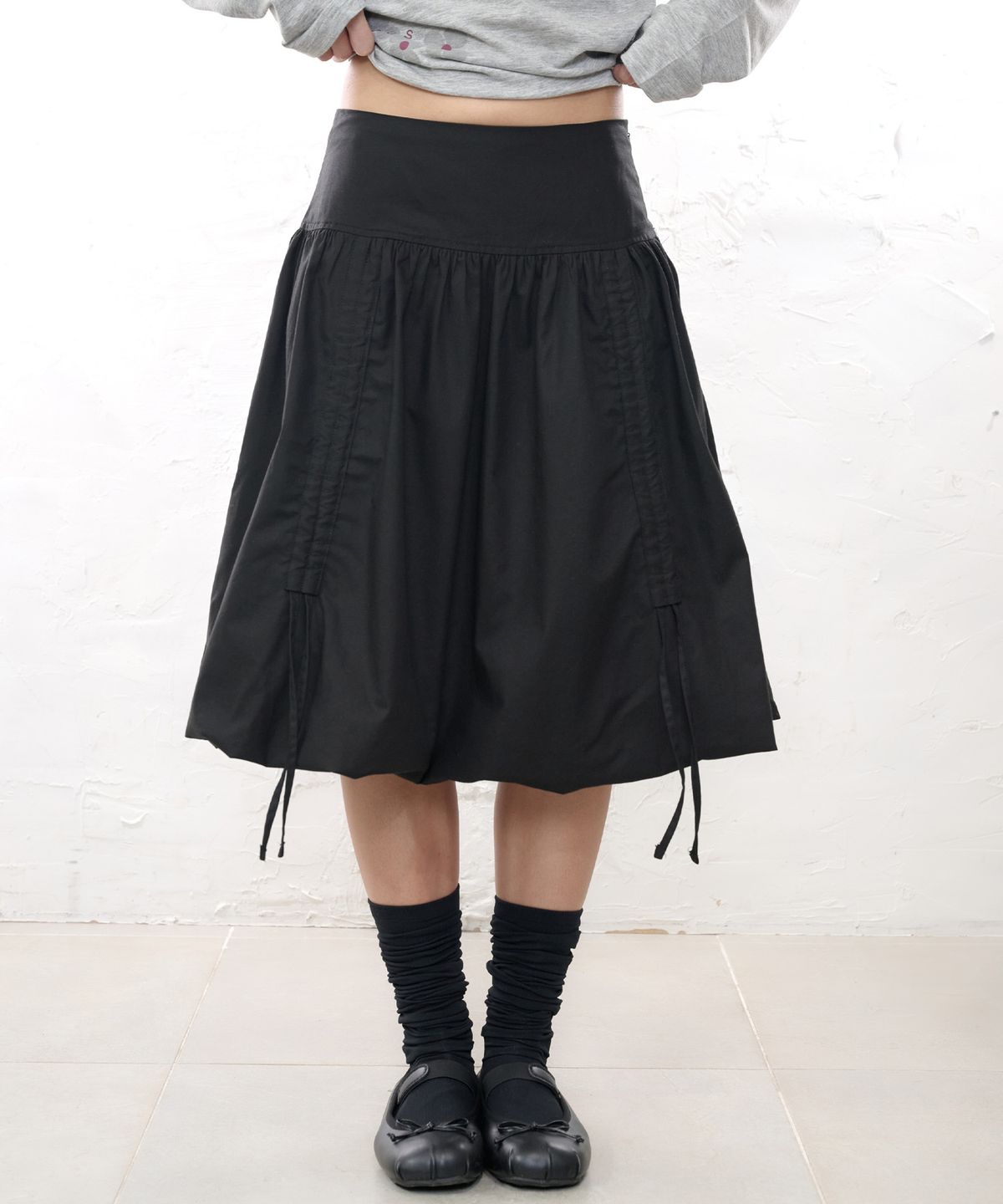 잇자바이브(ITZAVIBE) SHIRRING BALLOON SKIRT