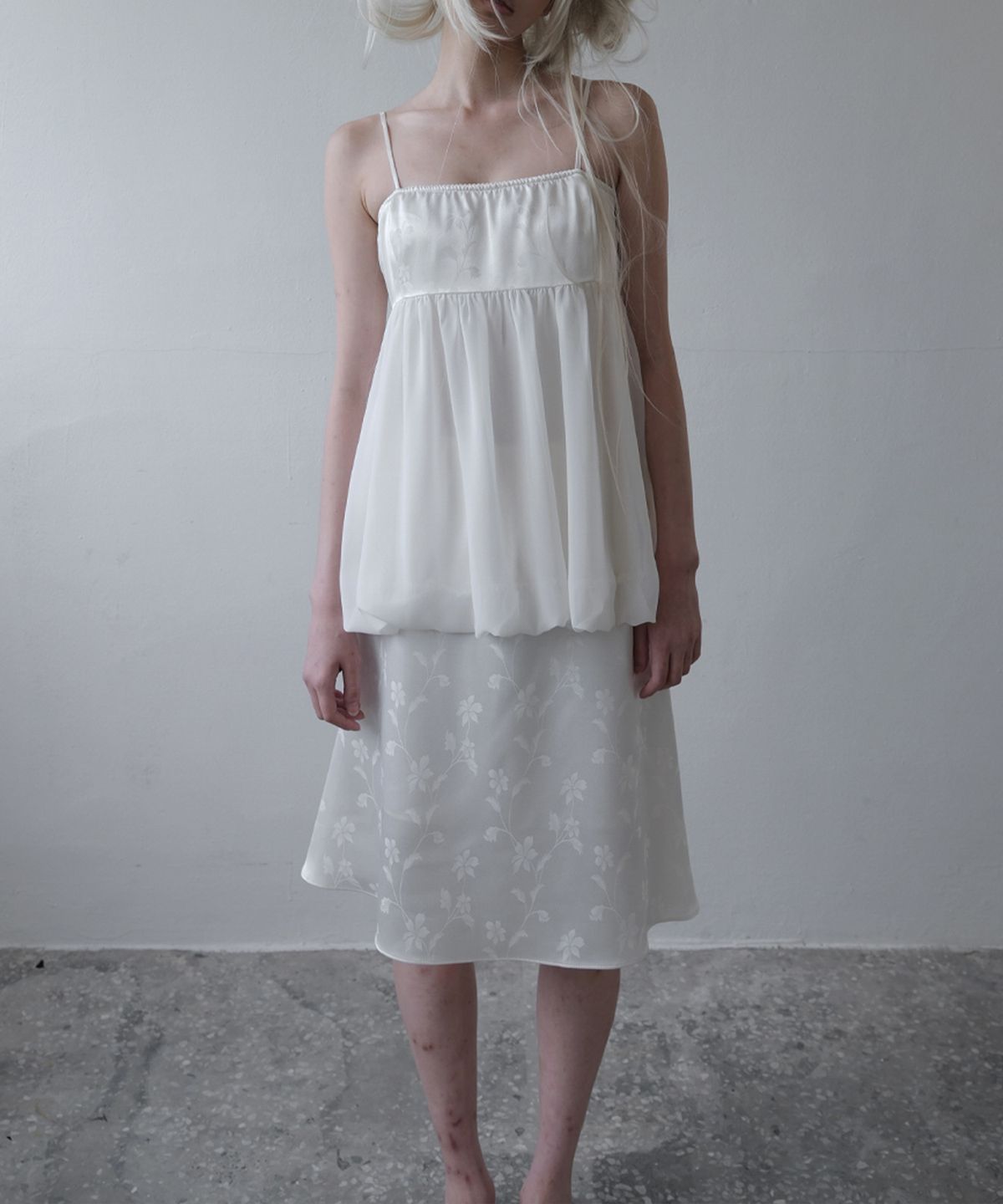 이오담(IODAM) FLORA JACQUARD SKIRT (ivory)