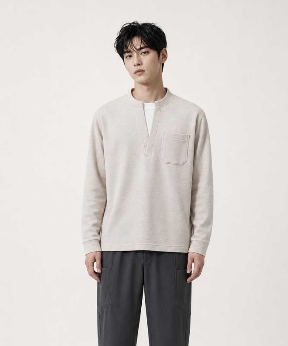커스텀어스(CUSTOMUS) 남자 V넥 레이어드배색 긴팔 티셔츠 CXS26FKVT902 BEI