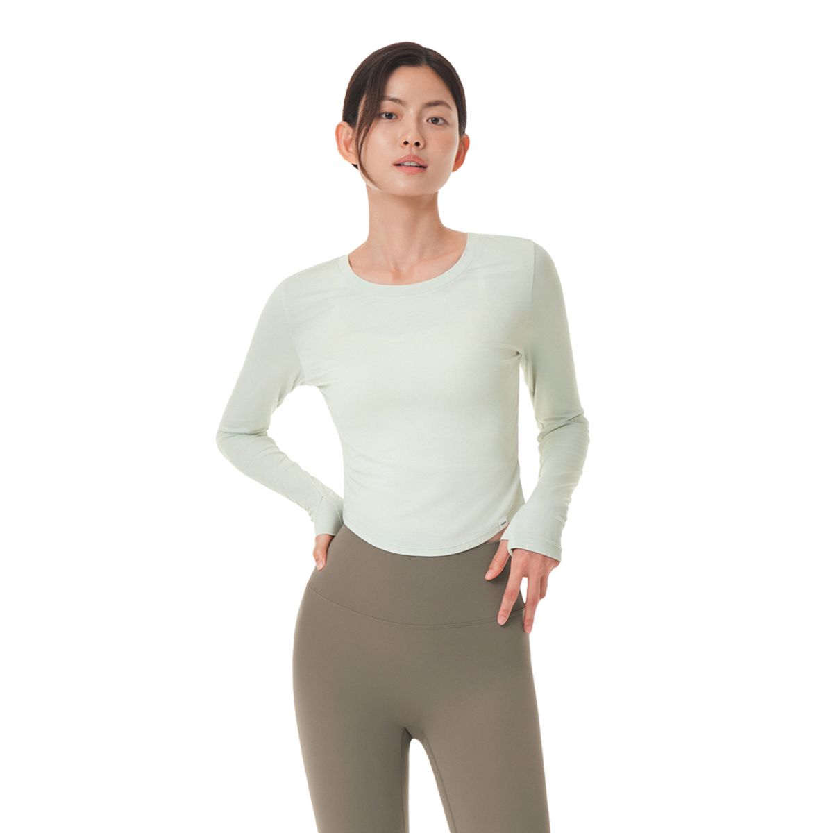 안다르(ANDAR) 소프트 모달 라운드 슬림핏 롱슬리브 크롭티