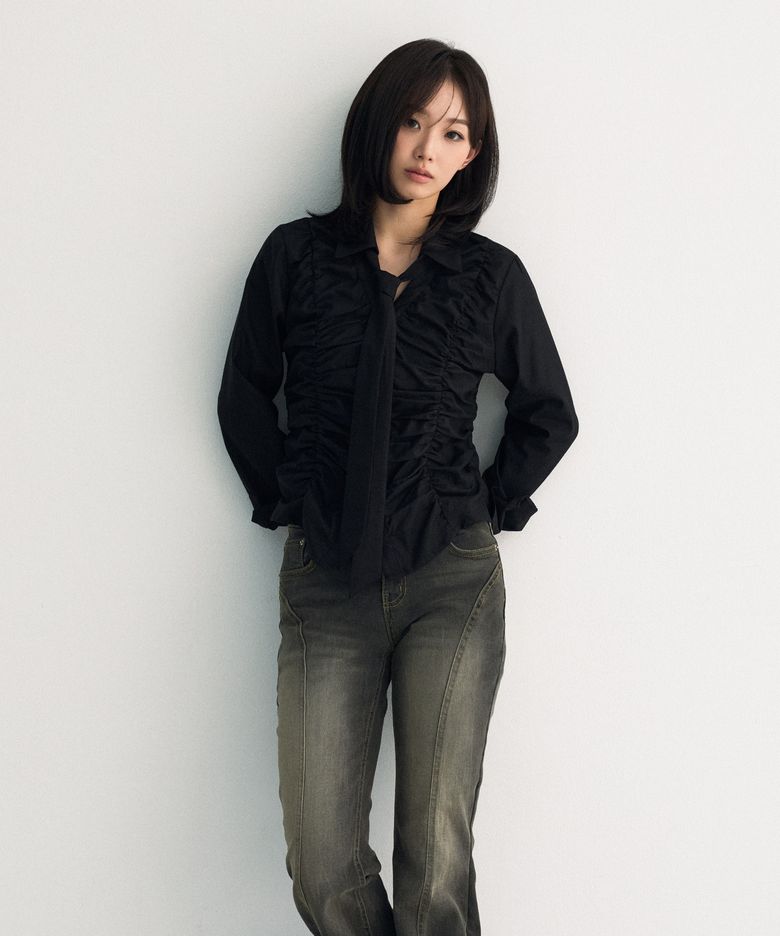 ELISE TIE SHIRRING SHIRT / BLACK
