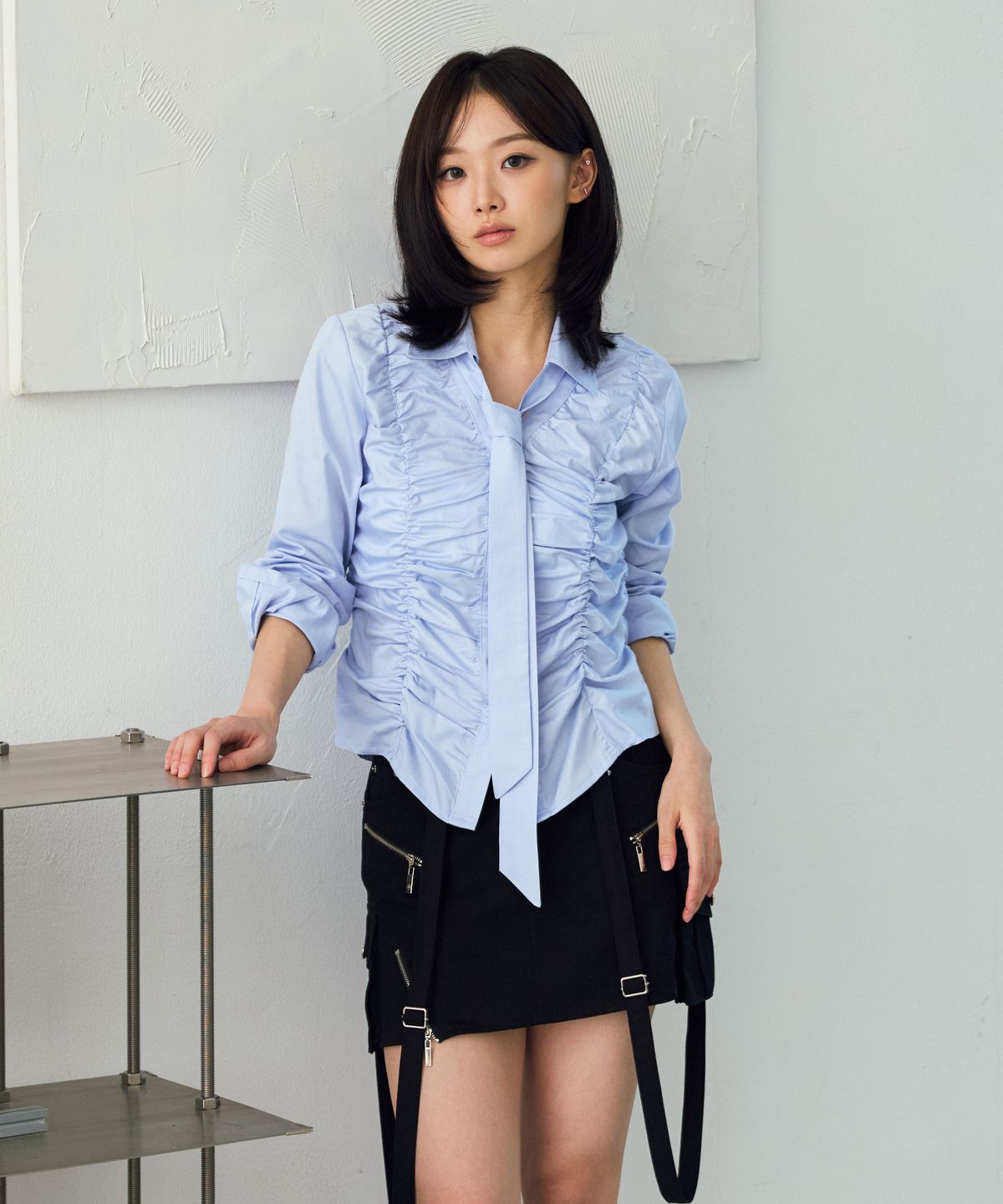 아리킴(ARIKIM) ELISE TIE SHIRRING SHIRT / SKY BLUE