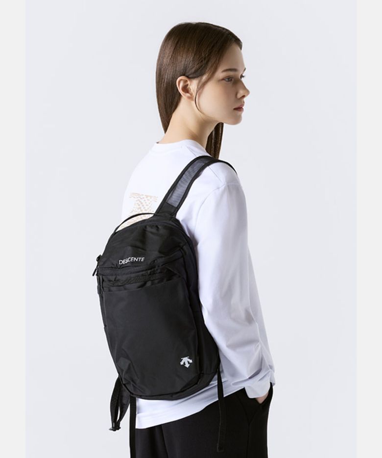 경량 미니 백팩 (10L) 블랙 SR323UBP73