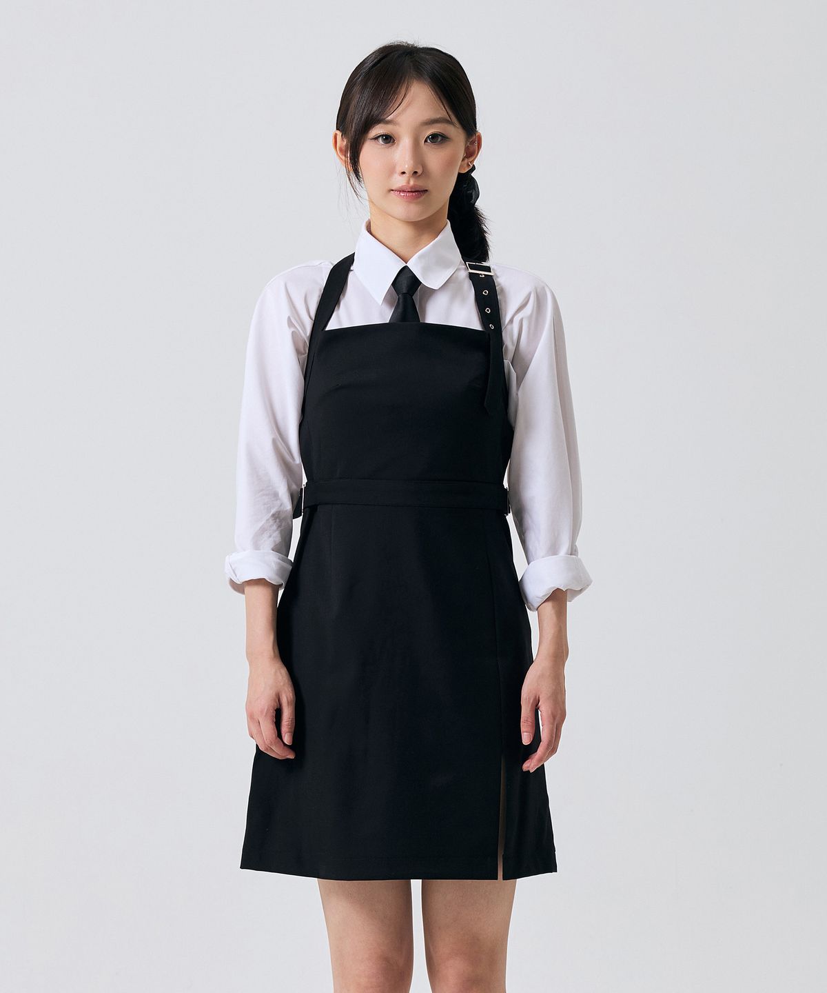 아리킴(ARIKIM) ASTRAL BUCKLE MINI DRESS / BLACK