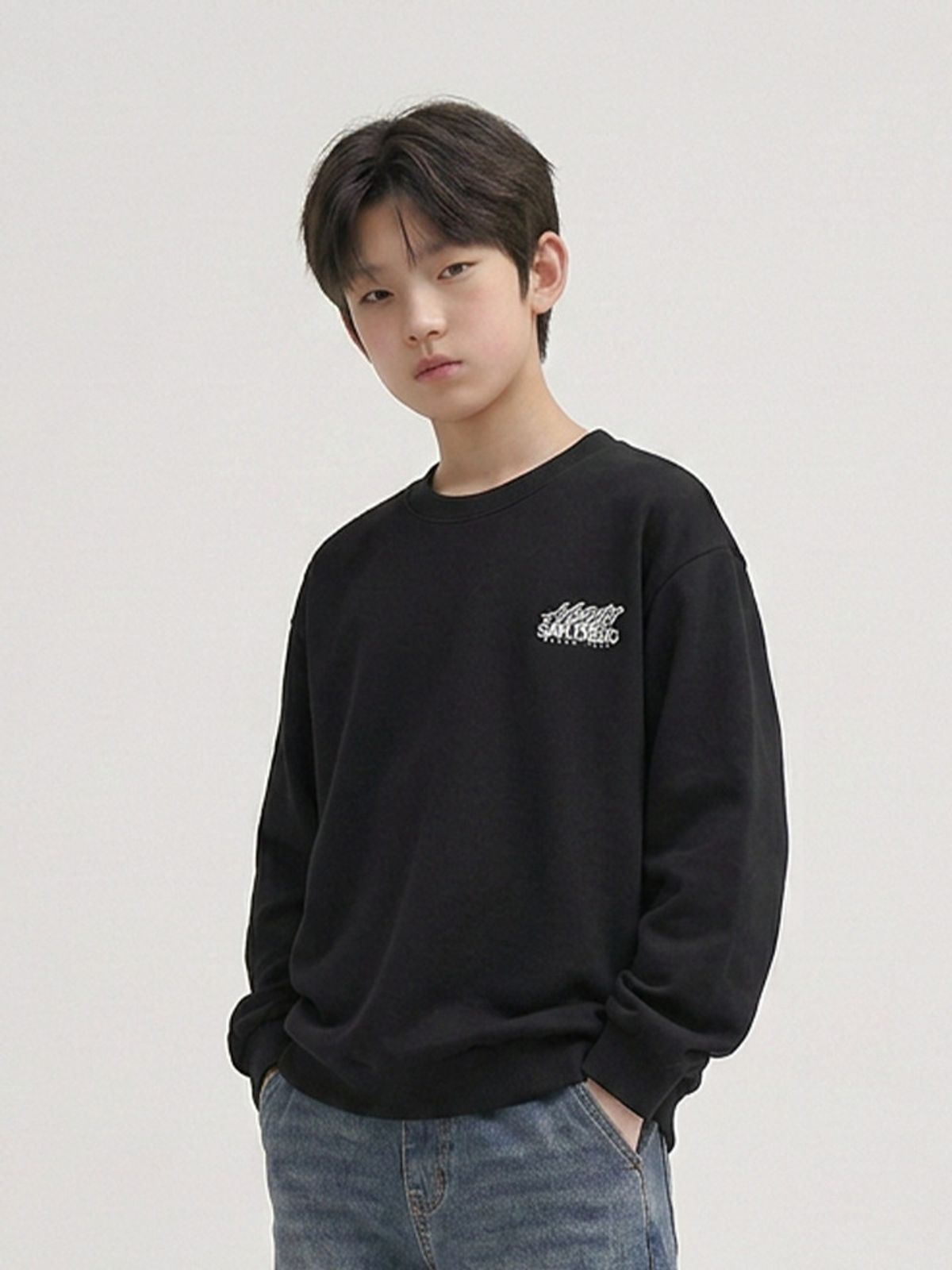 행텐 틴즈(HANGTEN TEENS) [온라인 단독]틴즈 더블페이스 스몰 그래픽 맨투맨_100(14580-031-615-09)