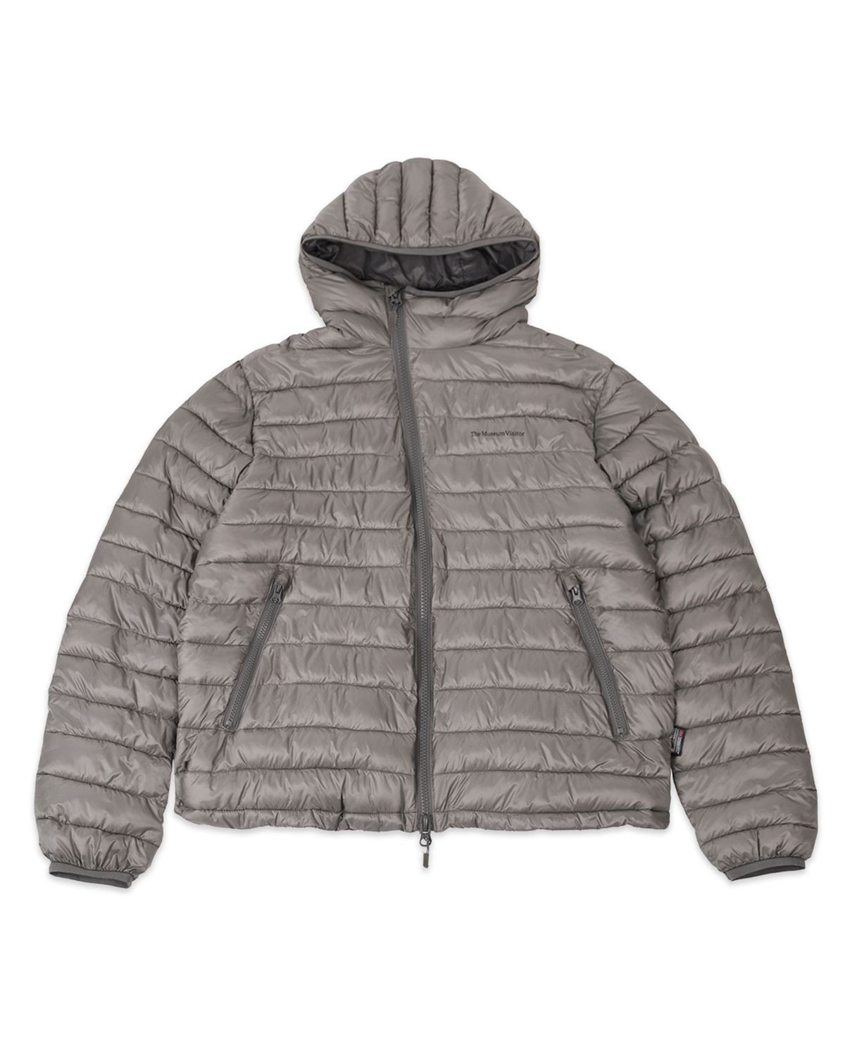 더뮤지엄비지터(THEMUSEUMVISITOR) REVOLVER THINSULATE HOODED DIAGONAL ZIP JACKET (GREY)