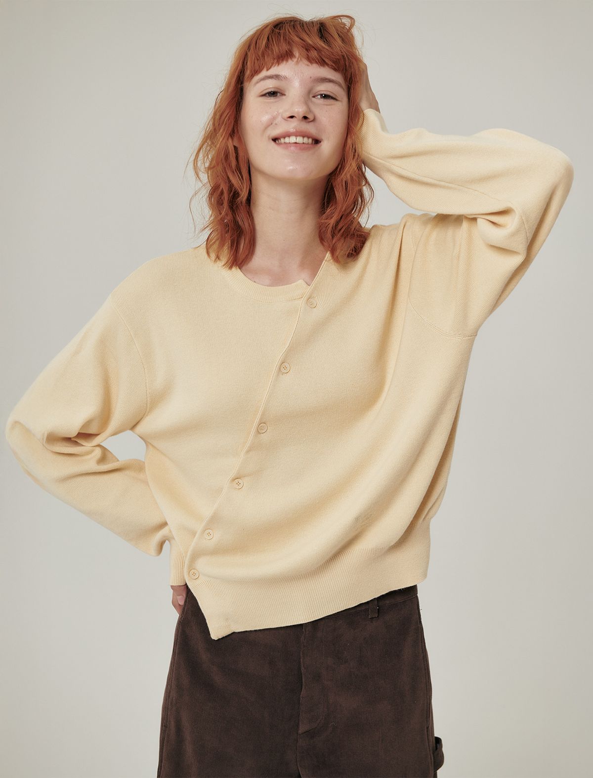 플랫웨이브 인 서울(FLATWAVE IN SEOUL) Floa Unbalanced Cardigan Butter