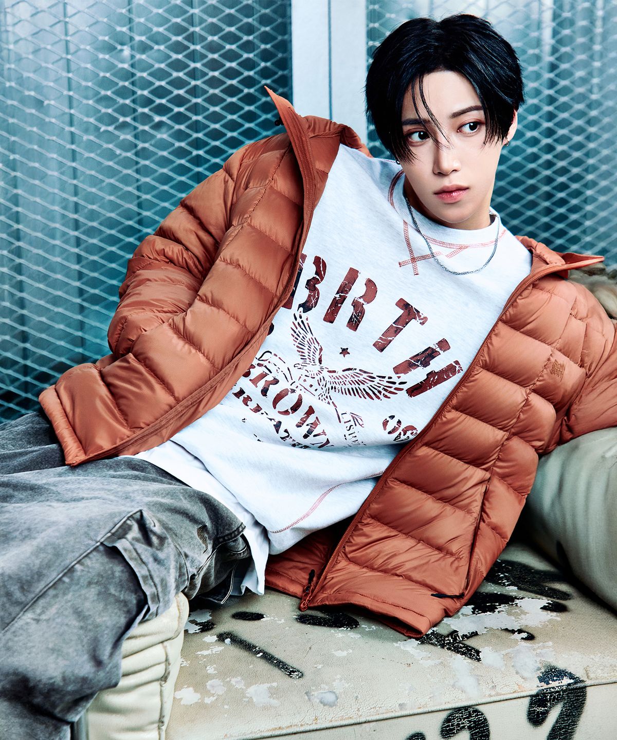 브라운브레스(BROWNBREATH) COVER STITCH VARIATION TAG CREWNECK (2colors)