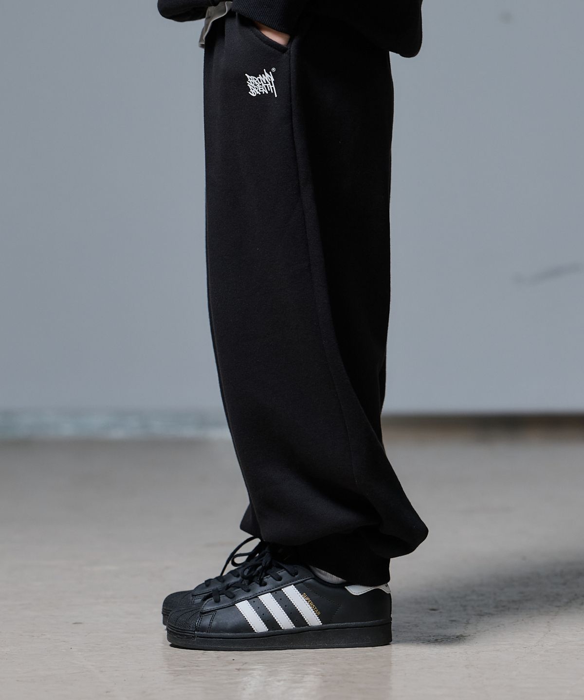 브라운브레스 키즈(BROWNBREATH KIDS) KIDS BRUSHED TAG SWEAT PANTS(기모) - BLACK