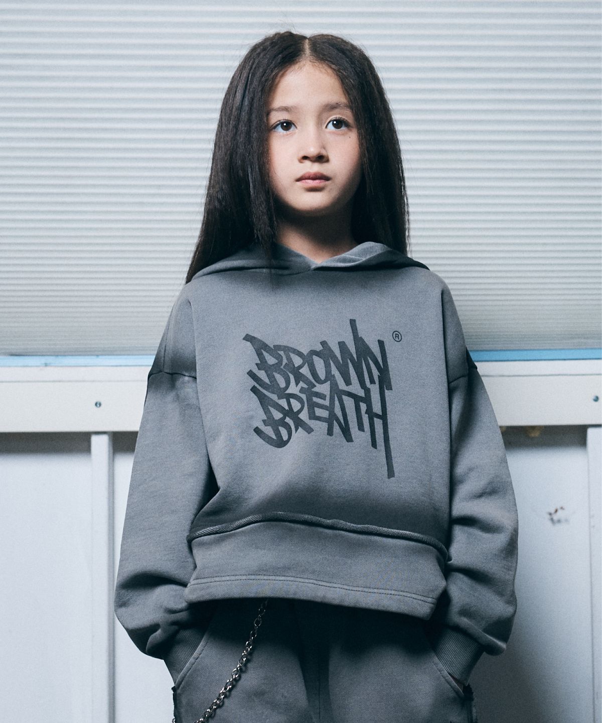 브라운브레스 키즈(BROWNBREATH KIDS) KIDS GIRL PIGMENT LAYERED HOODIE - GREY