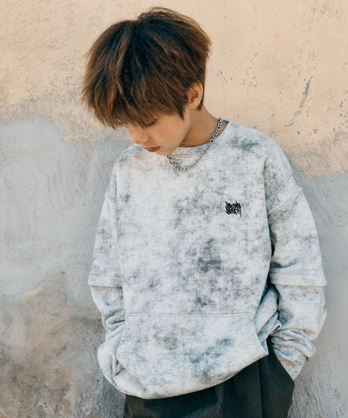 브라운브레스 키즈(BROWNBREATH KIDS) KIDS TAG PHOTO GRAPHIC CREWNECK  - M/GREY