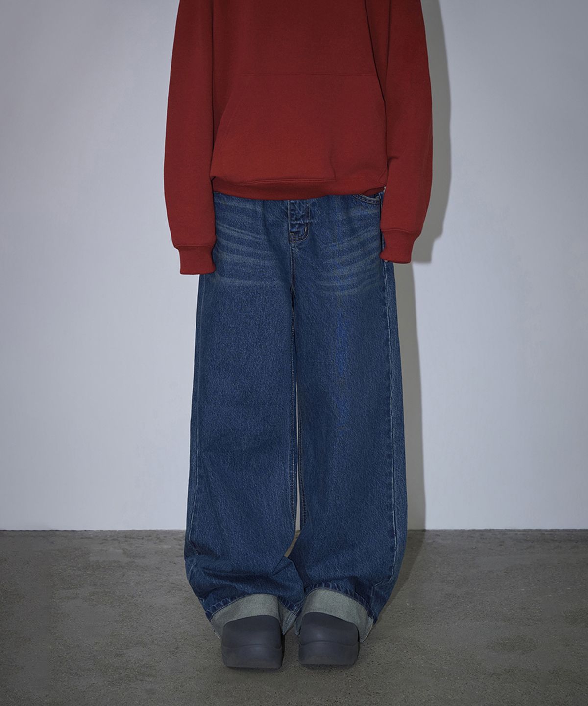 로타입(ROUGHTYPE) Roll-up Wide Denim Pants - Mid blue