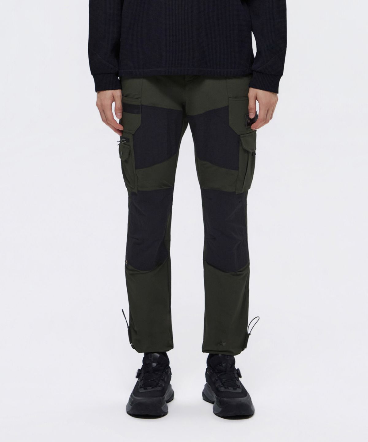 내셔널지오그래픽(NATIONALGEOGRAPHIC) [CORDURA] NRN 유틸리티 카고 어드벤처핏 팬츠 CHARCOAL KHAKI