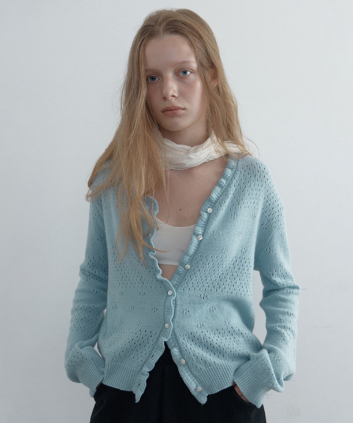 토아베(TOAVE) Marais Ruffle Pointelle Wool Cardigan (Sky)