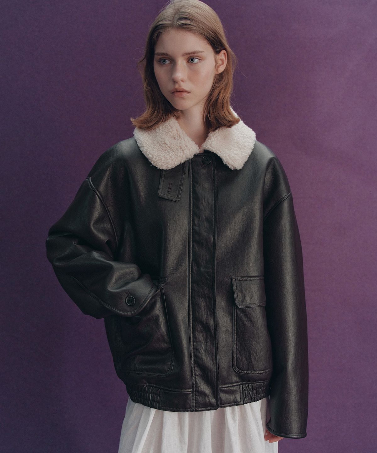 튜드먼트(TTUDEMENT) FAUX LEATHER BOMBER MUSTANG_BROWN