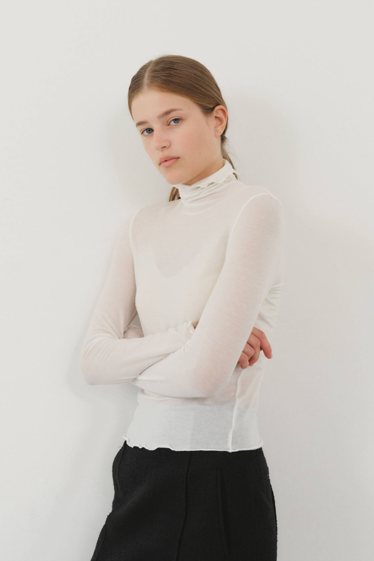 쿠메(KUMÉ) Layering Turtleneck Top, Ivory