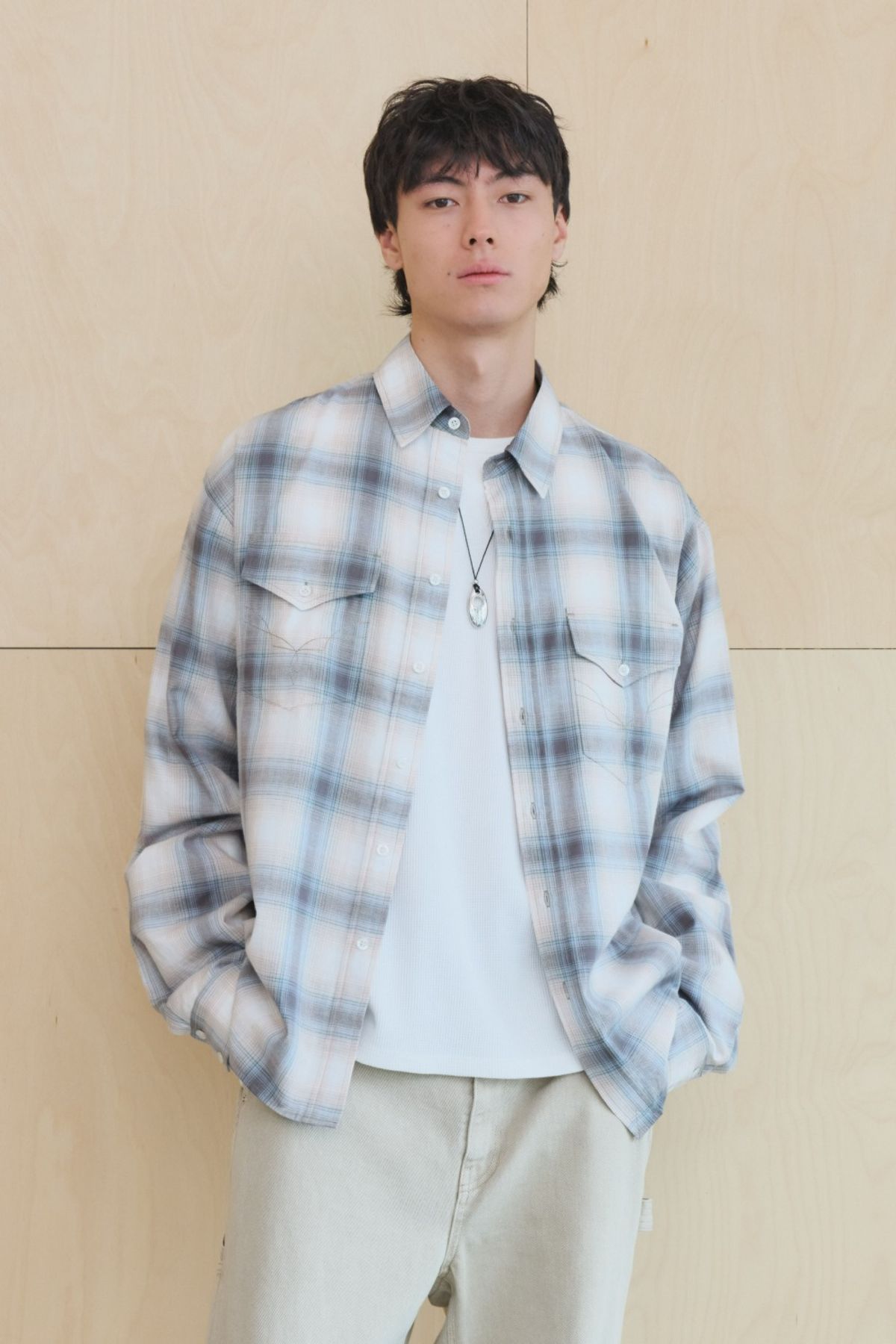 쿠메(KUMÉ) Men Cotton Checked Shirt with Embroidered Pocket, Blue