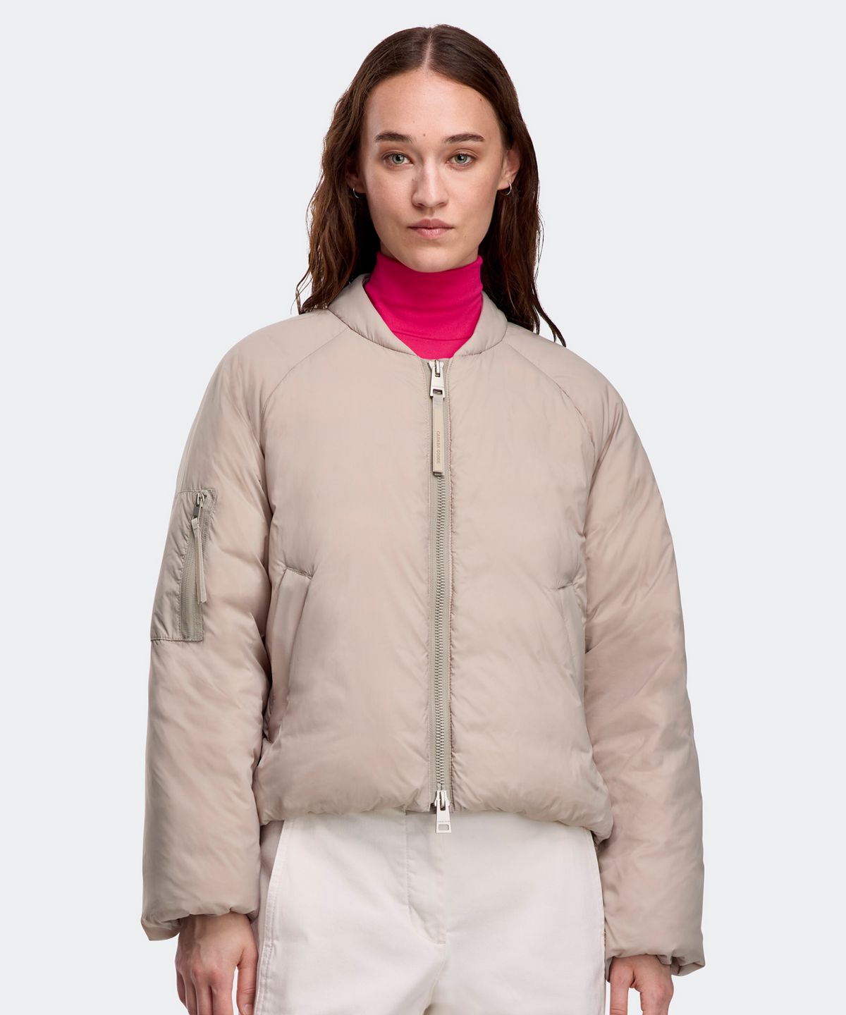 캐나다구스(CANADAGOOSE) 여성 엘바 봄버(라떼)_Q256AWUT03LTB