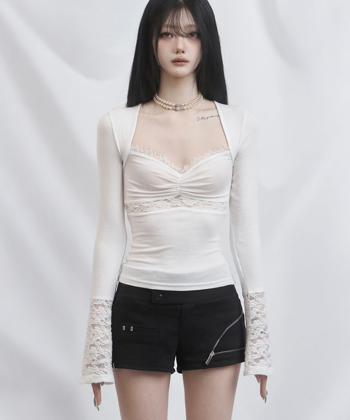 쇠아(SØAR) Race Godic rayer top (WHITE)