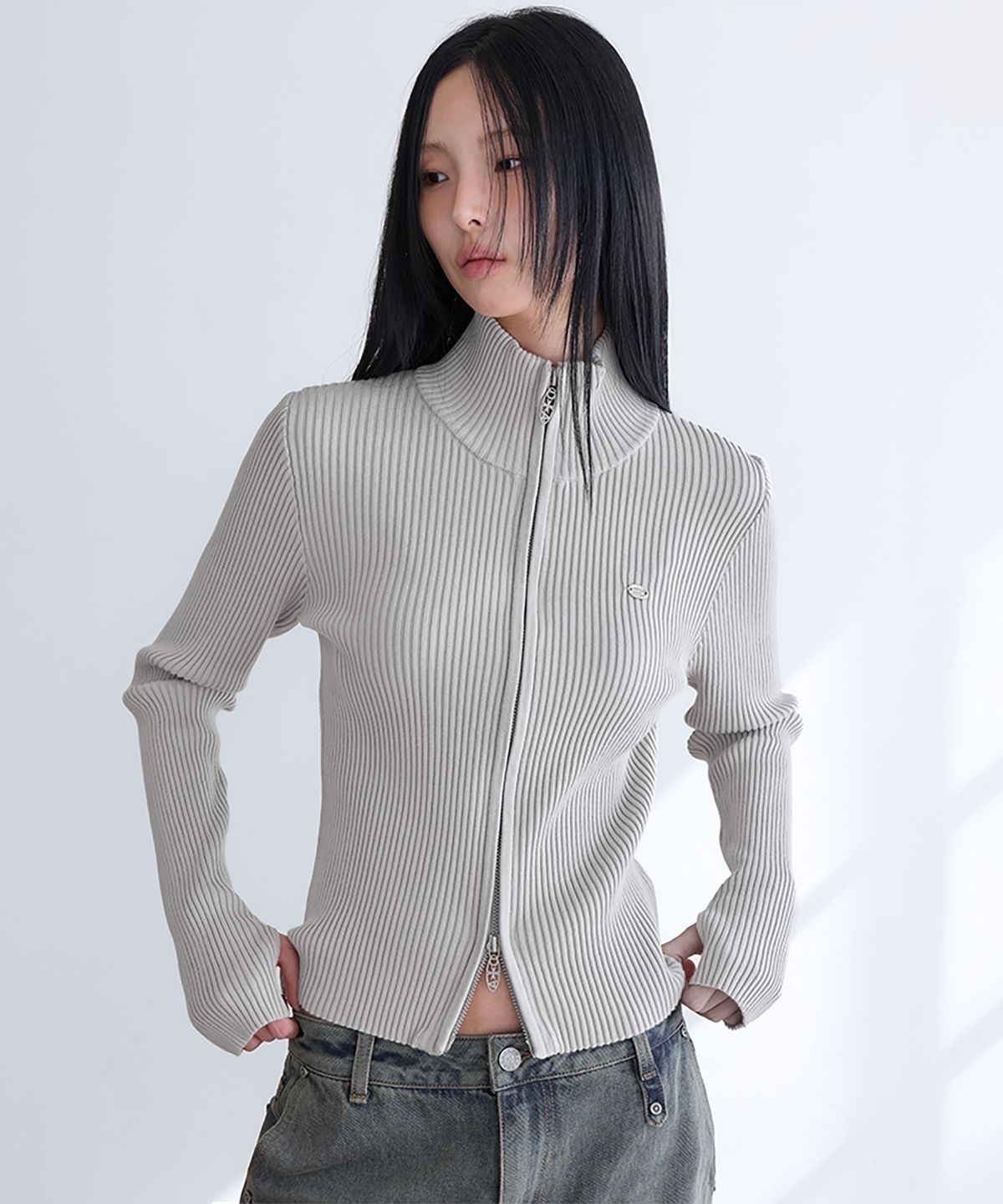 런던다다(LONDONDADA) Essential Slim High Neck Knit Zip-Up, GREIGE
