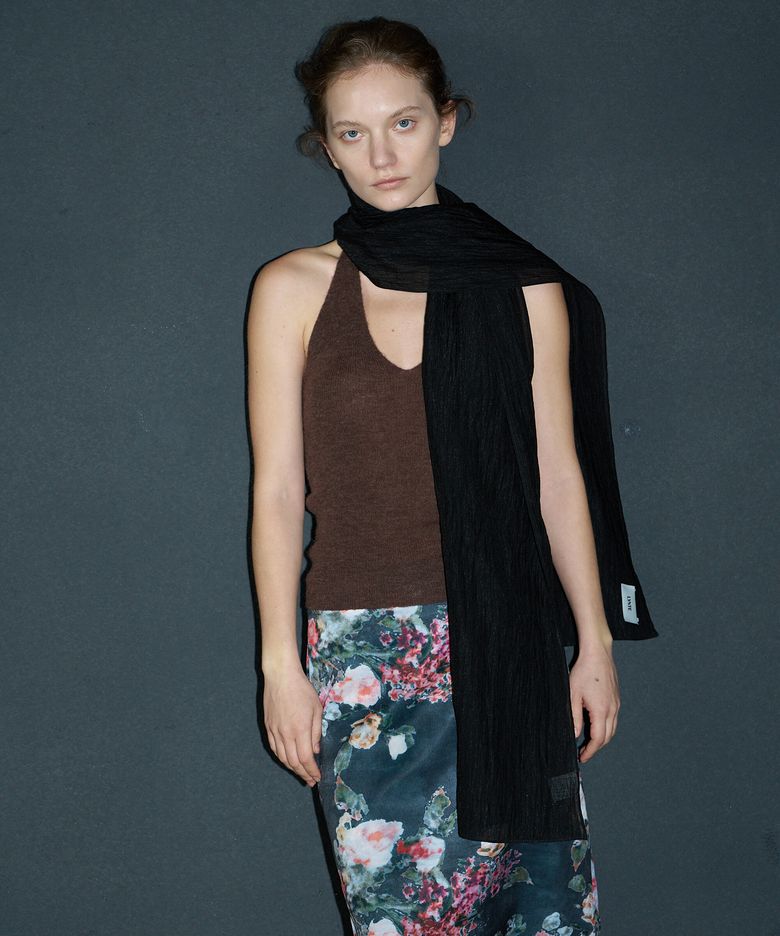 Wave Scarf (Black)