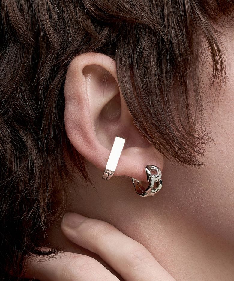 [더보이즈 현재 착용] 심플바 이어커프 Simple Bar Earcuff
