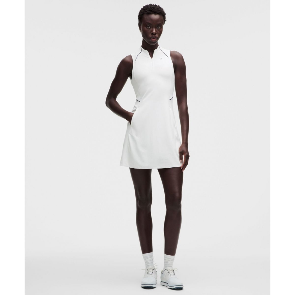 룰루레몬(LULULEMON) Nulu 모크넥 골프 드레스  WHT CLBL