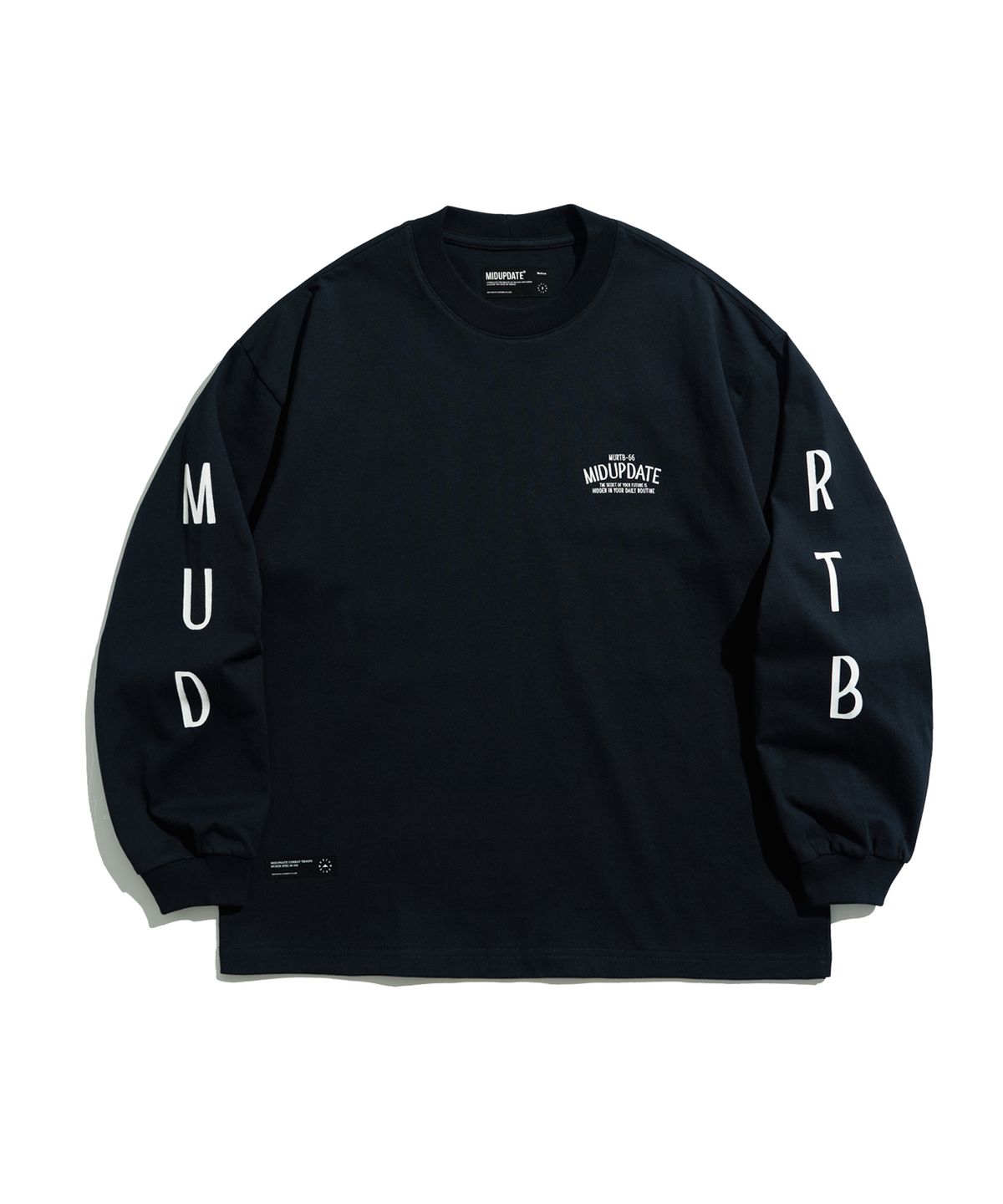 미드업데이트(MIDUPDATE) Spec Graphic Oversized L/S Tee_BL