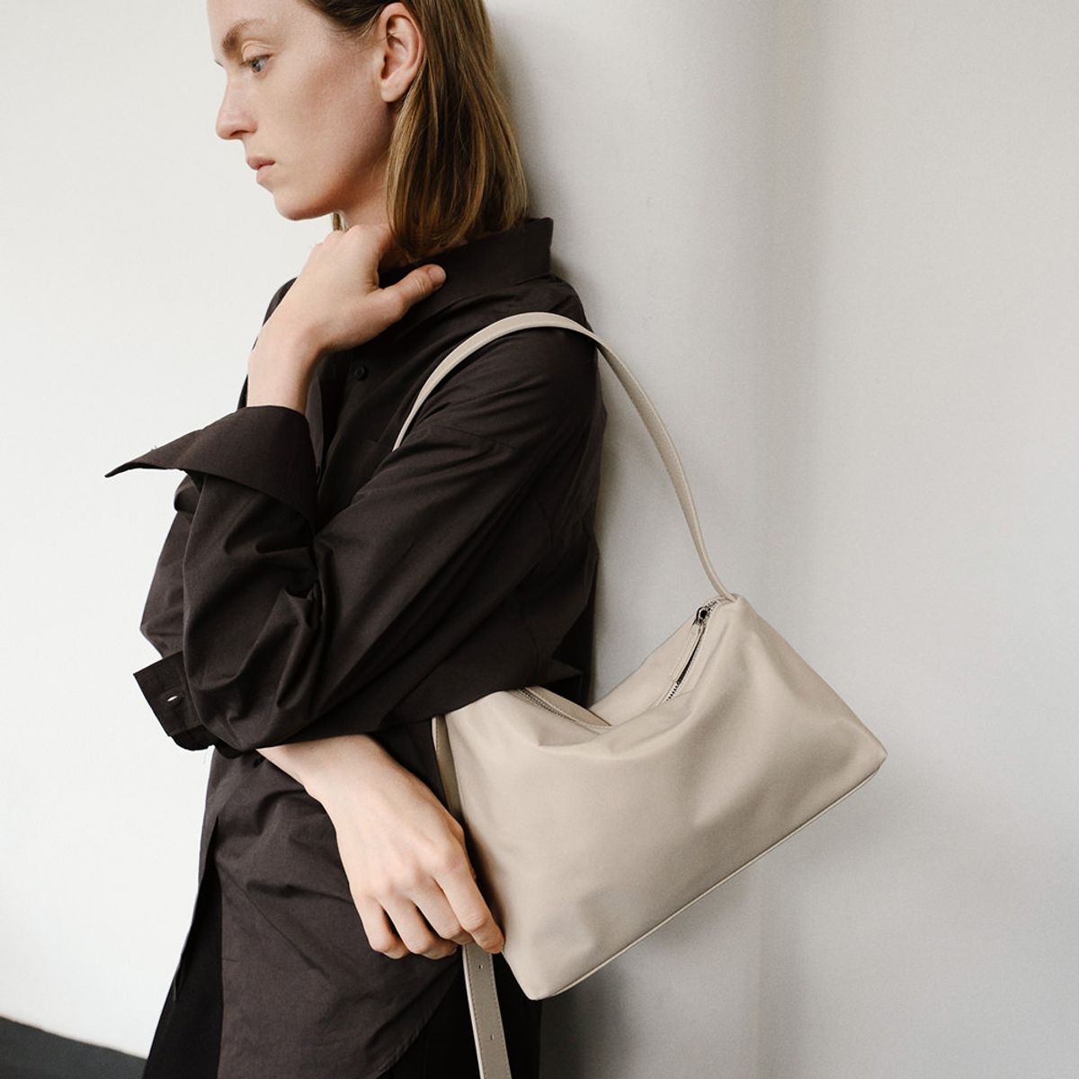 로서울(ROH SEOUL) Rowie shoulder bag Nylon Linden beige