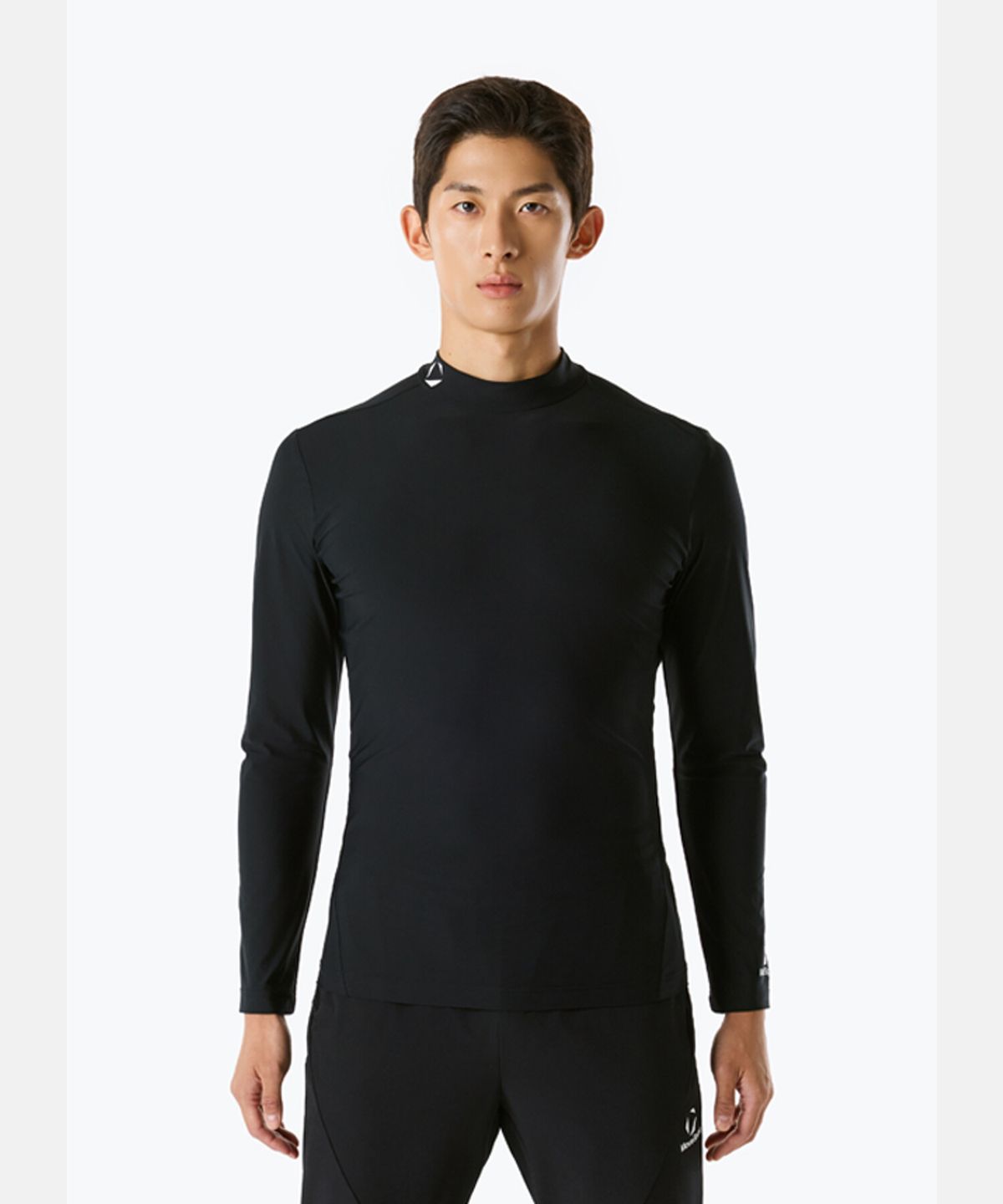 무브스포츠 바이 데상트(MOVESPORT BY DESCENTE) 컴프레션 긴팔 티셔츠 블랙 VS121ACO11