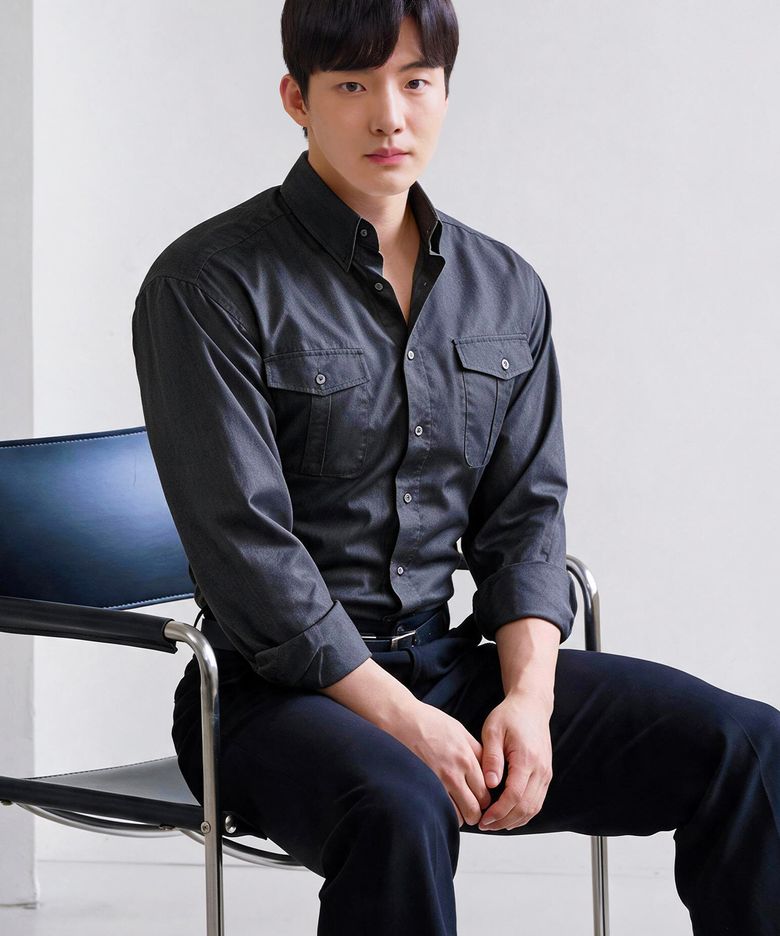 블랙라벨(black label) 하이엔드 피티드 차콜 셔링 머슬핏 정장 셔츠