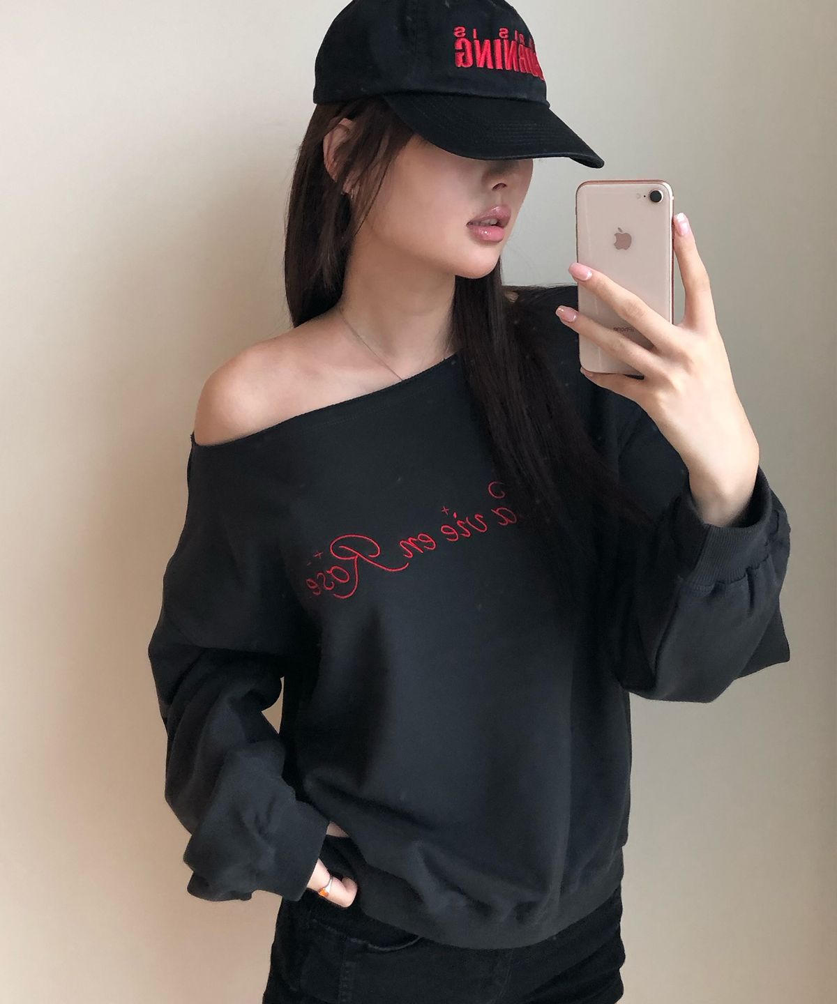 해비즘(HAVISM) LVER OFF SHOULDER SWEATSHIRT(CHARCOAL)