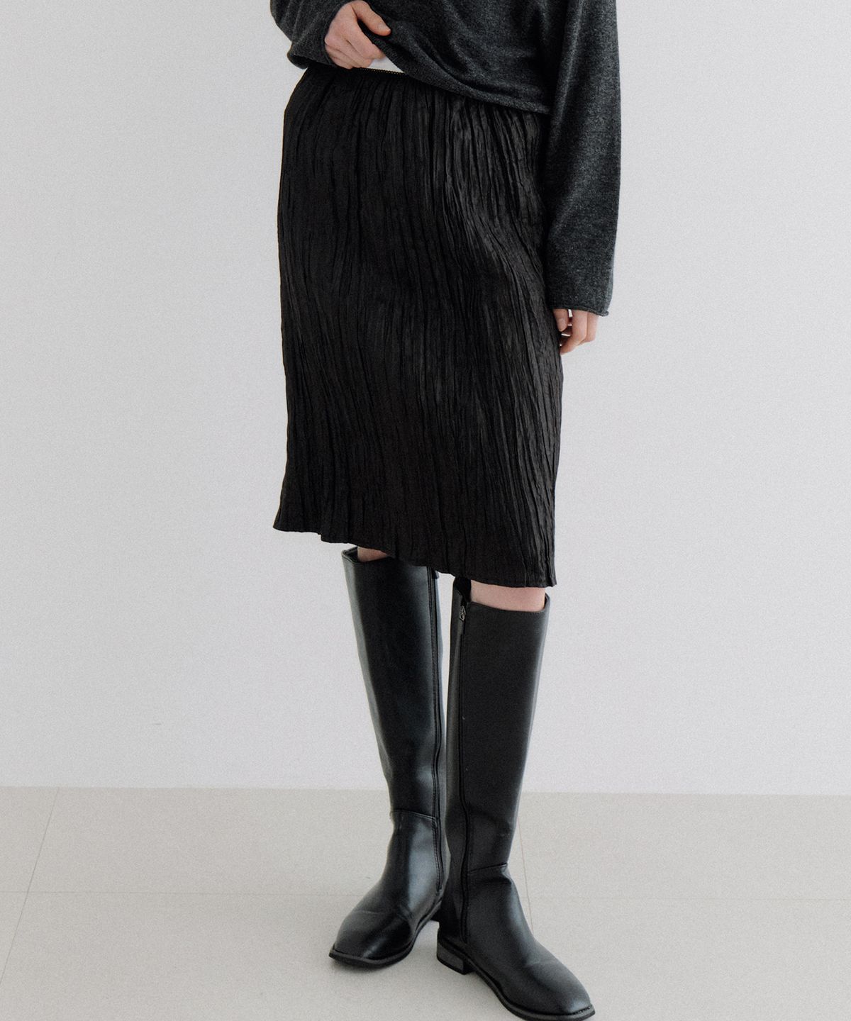 아워코모스(OURCOMOS) wrinkled midi skirt (black) orc 6093