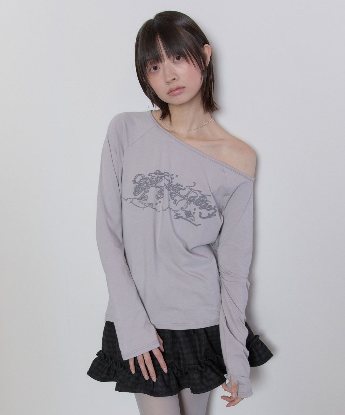 타입서비스(TYPESERVICE) One Shoulder Raglan Top [Gray]