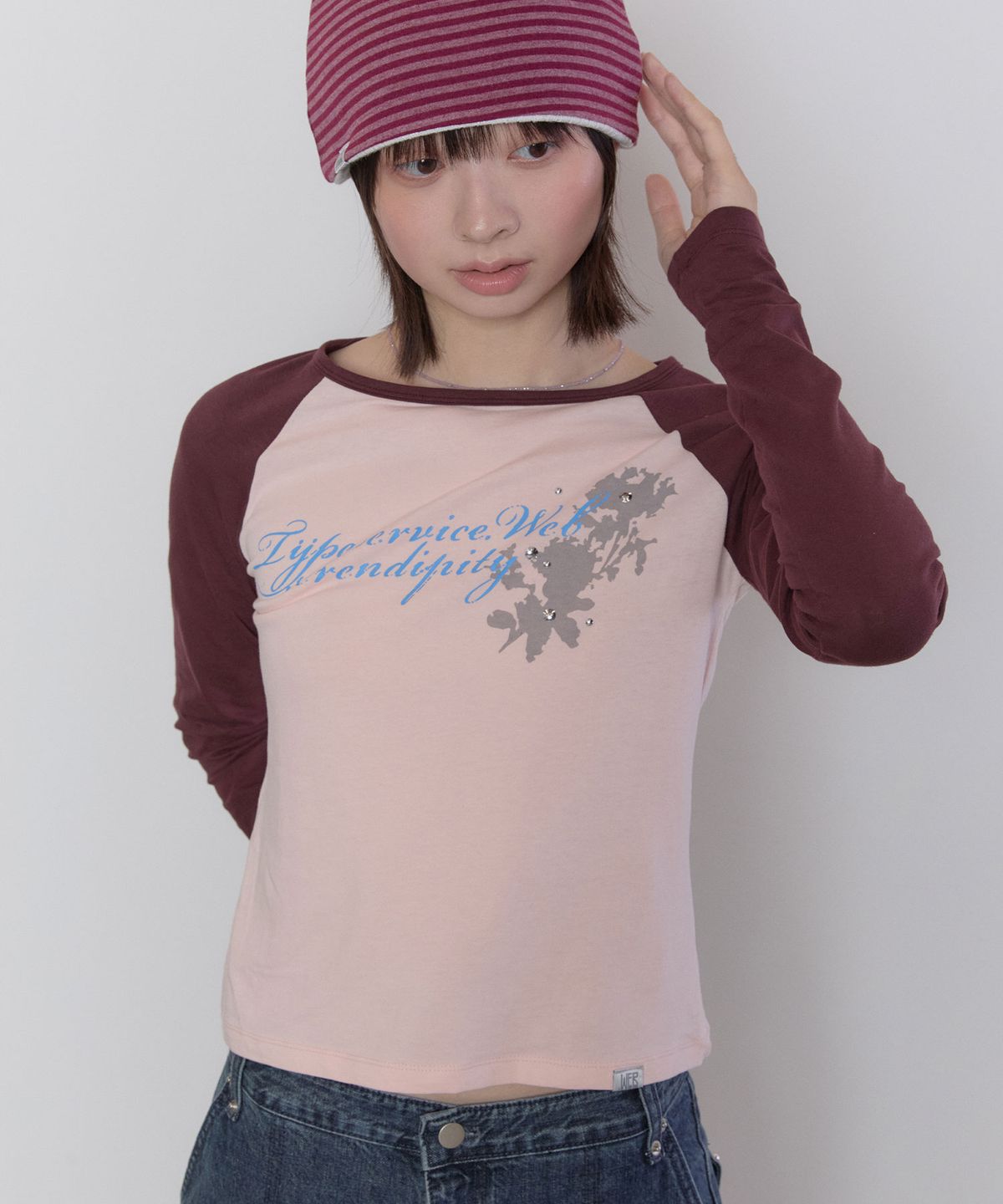 타입서비스(TYPESERVICE) Sheer Hotfix Raglan Top [Pink]