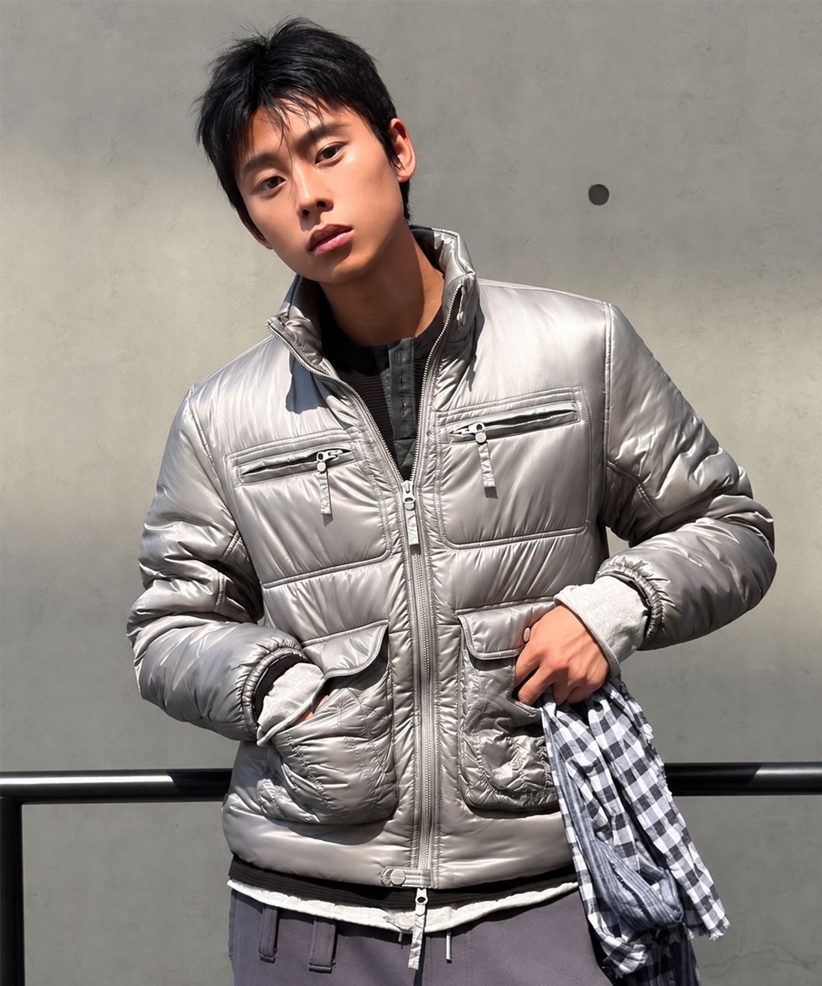 더바이닐하우스(THEVINYLHOUSE) UTILITY HIGH NECK LIGHT JACKET GREY
