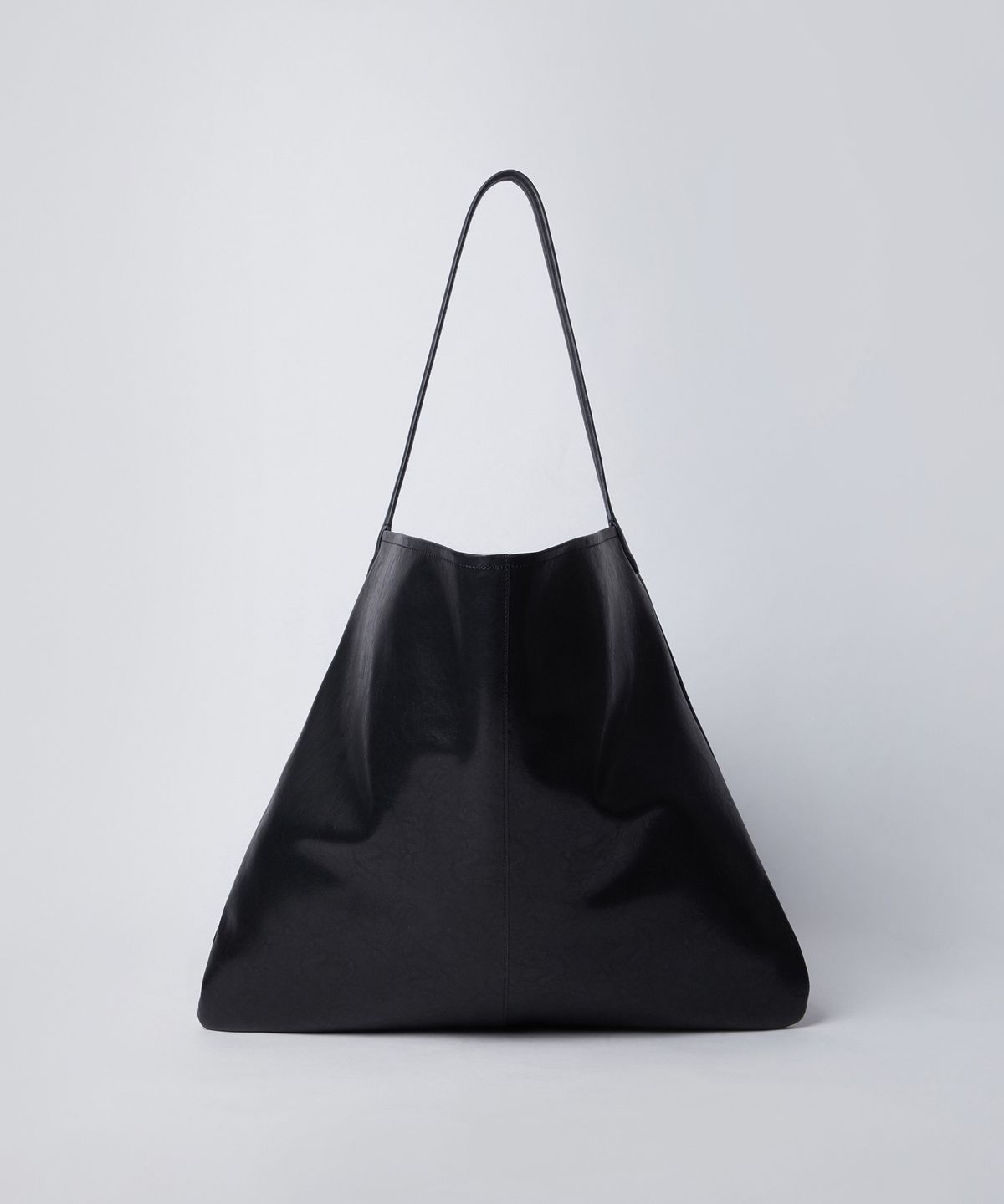 247시리즈(247SERIES) COW HIDE ARCHI 토트 백 BLACK