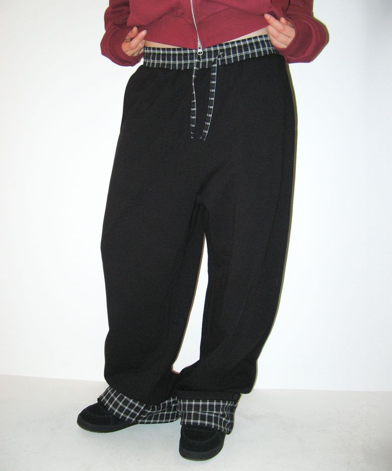 52 CHECK ROLL-UP SWEATPANTS BLACK