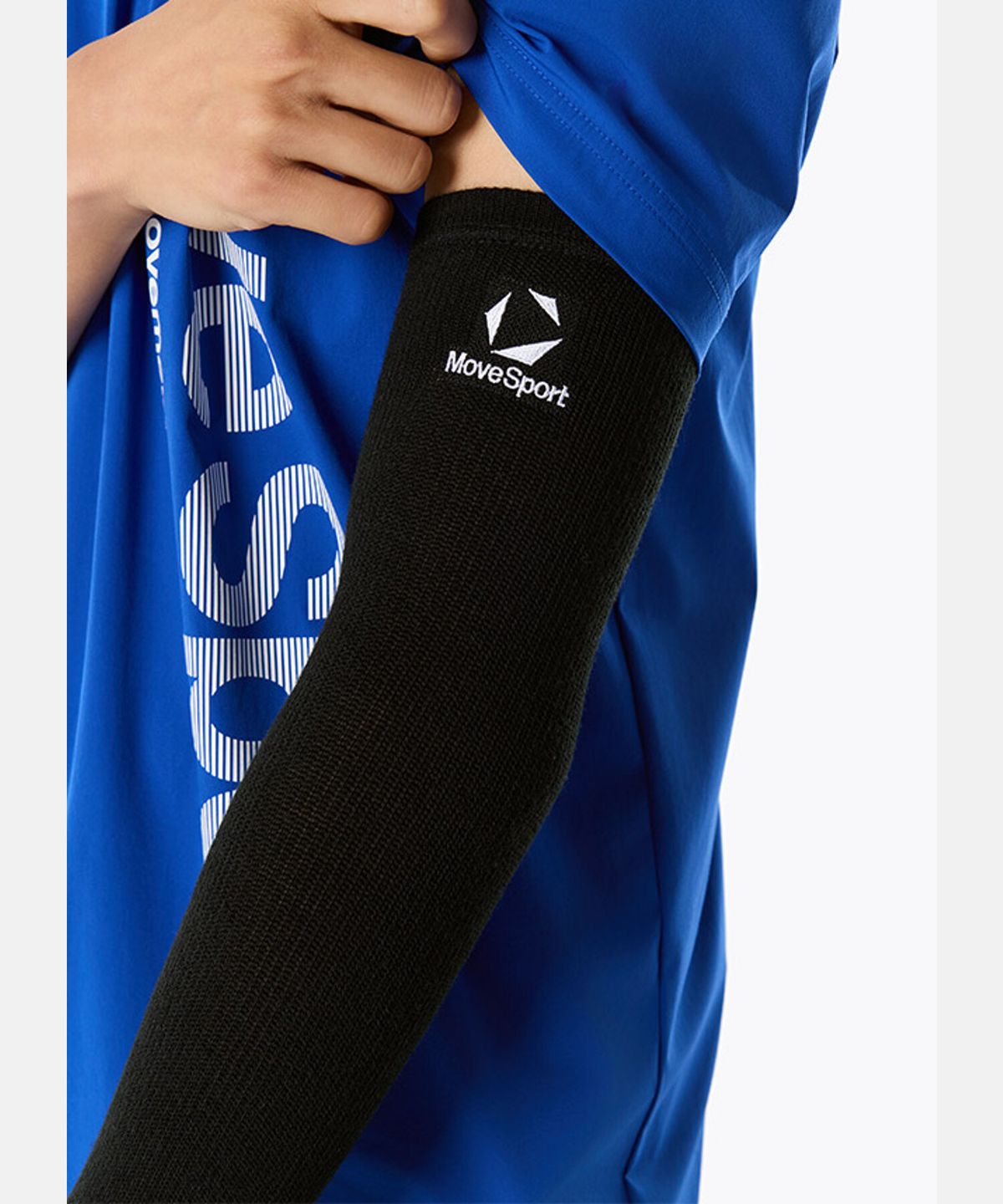 무브스포츠 바이 데상트(MOVESPORT BY DESCENTE) 암커버 (35cm) 블랙 화이트 VS113VSU16