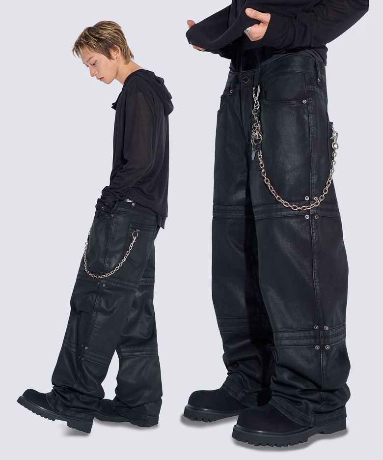 COATED RIVET WIDE PANTS (BLACK)
