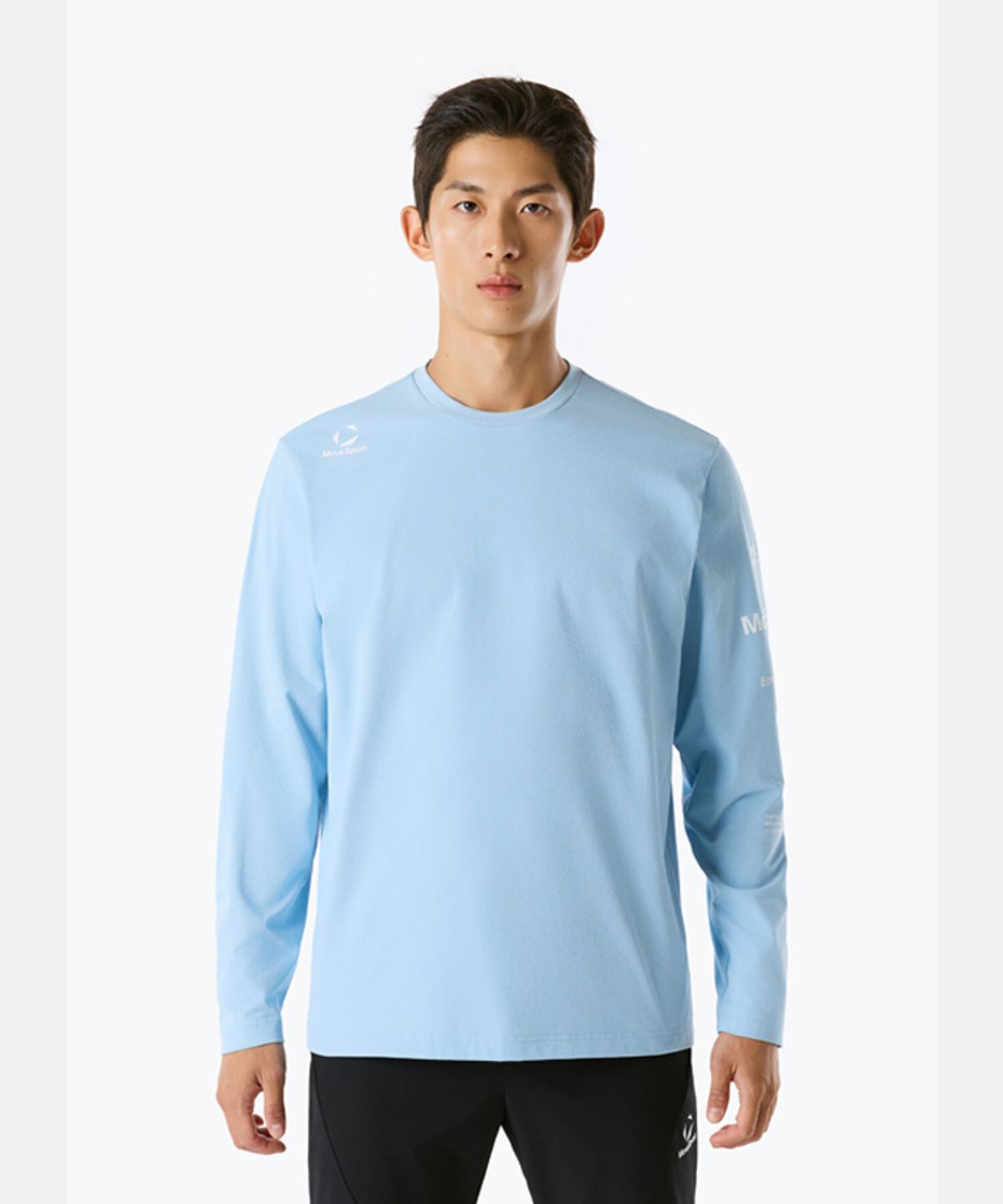 무브스포츠 바이 데상트(MOVESPORT BY DESCENTE) 워딩 그래픽 긴팔 티셔츠 라이트 블루 VS121ETL11