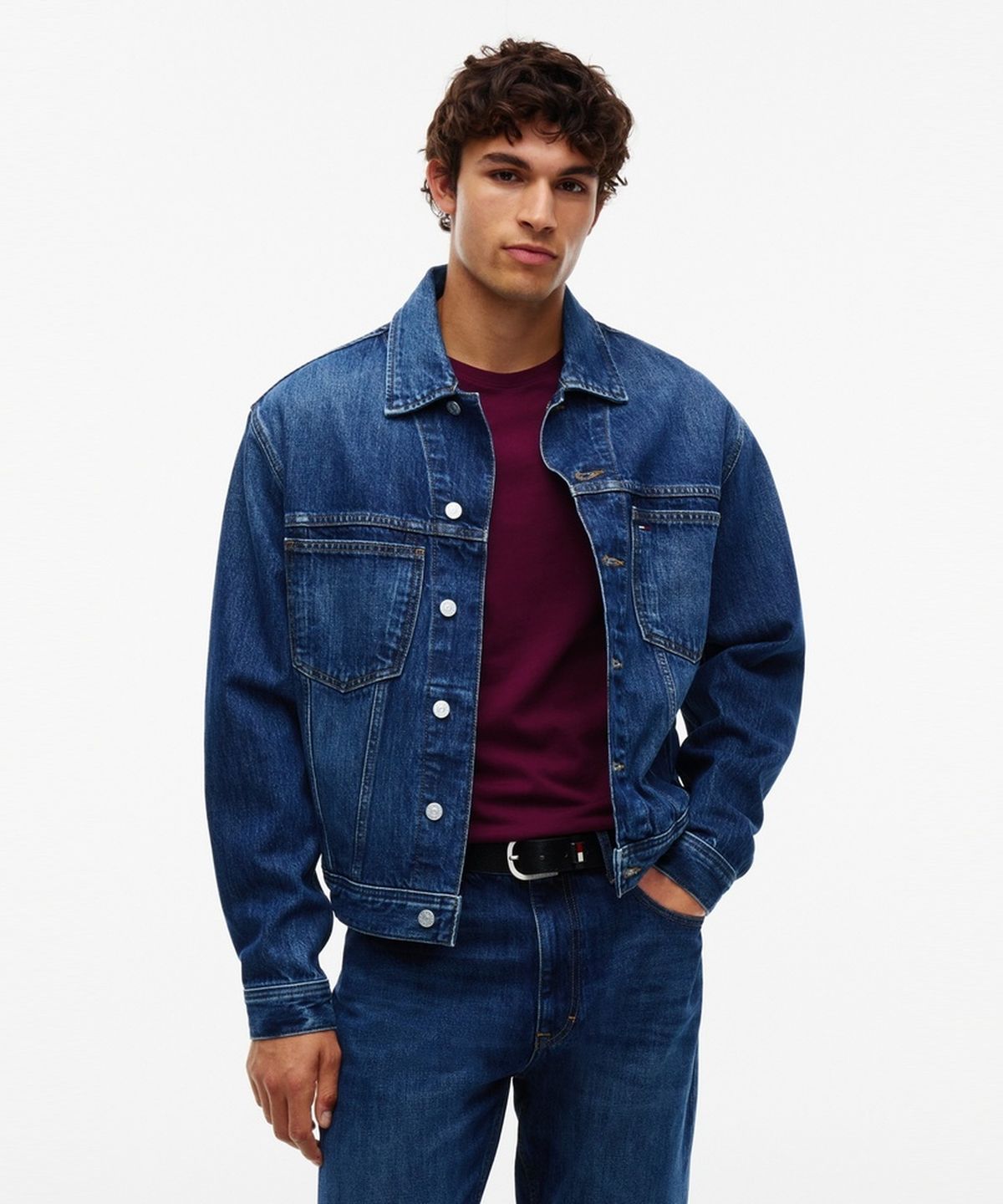 타미진스(TOMMY JEANS) 아카이브 데님 트러커 재킷 (T32G7NJC40TMT11BK)