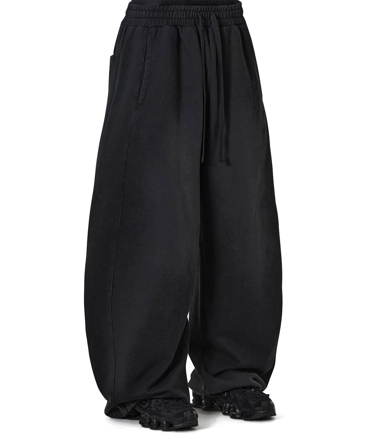 오픈야드(오와이)(OPENYARD(OY)) CURVE WASHED SWEAT PANTS - BLACK