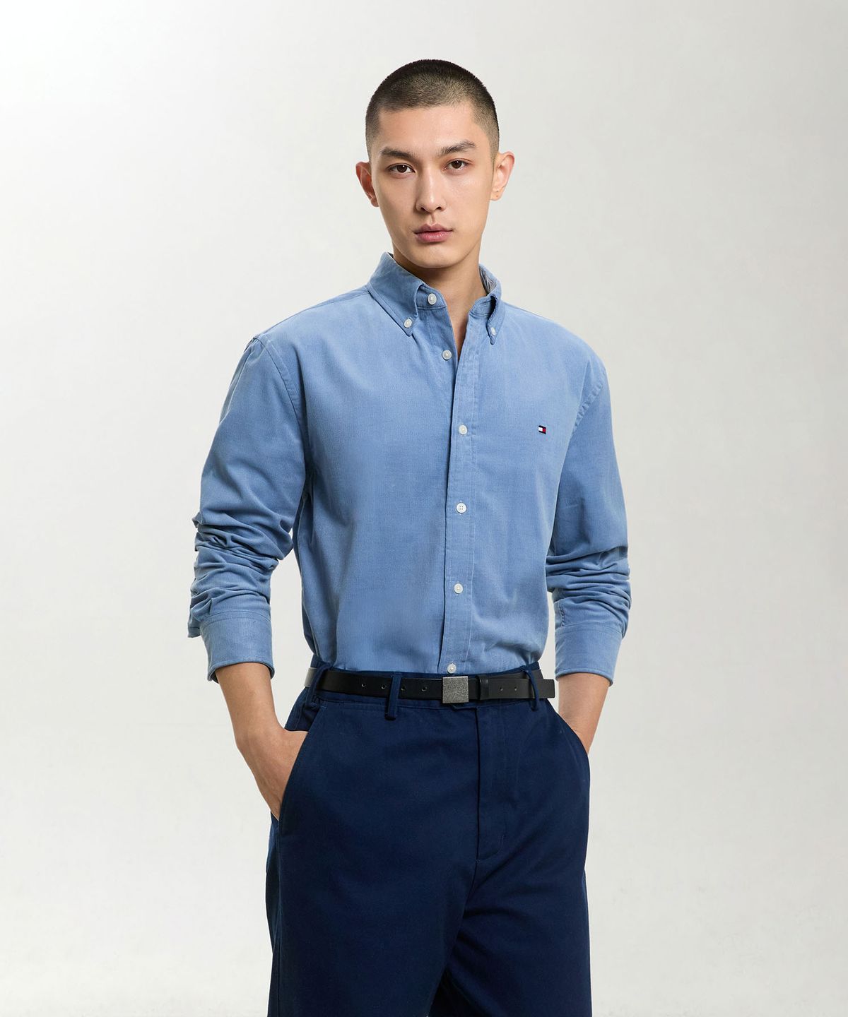 타미힐피거(TOMMY HILFIGER) [Asian fit] 아시아 핏 솔리드 코듀로이 셔츠 (T12G7WSH120MT2C2B)