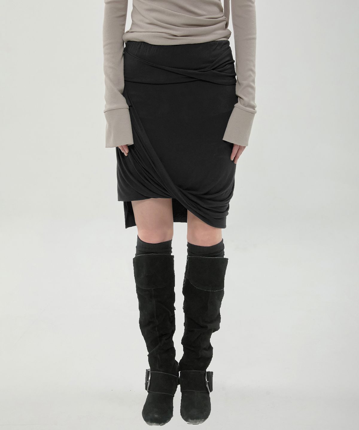 플레어업(FLAREUP) Asymmetrical Midi Skirt (FL-274_Black)