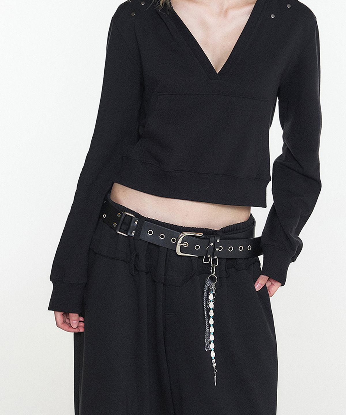 쓰리투에이티(THREE TO EIGHTY) EYELET STUDDED BELT BLACK