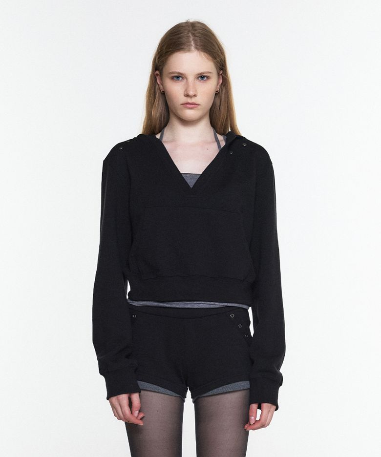 EYELET V-NECK HOODIE TOP BLACK