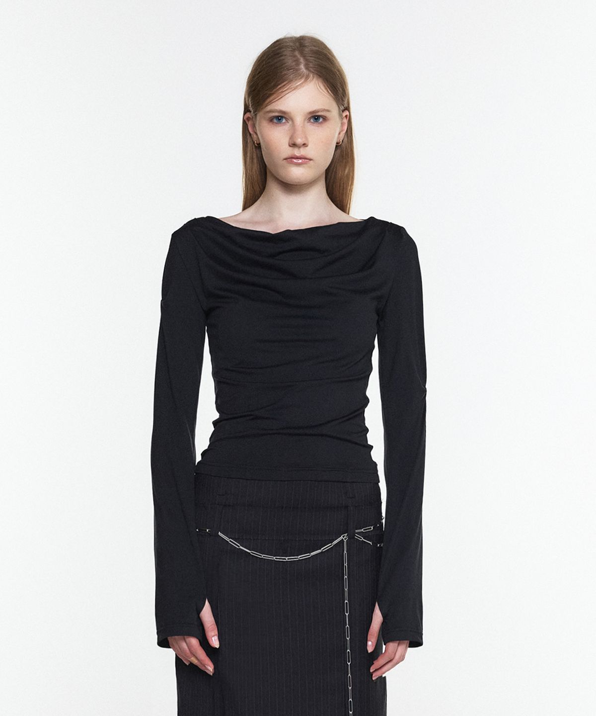 쓰리투에이티(THREE TO EIGHTY) ASYMMETRIC DART SLEEVES BLACK